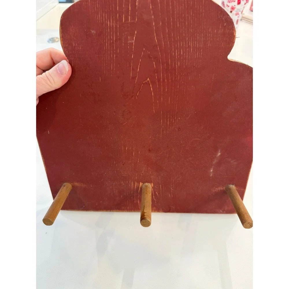 Vintage Primitive Red Wooden Wall Rack Pineapple Top 3 Peg Key Towel Hanger
